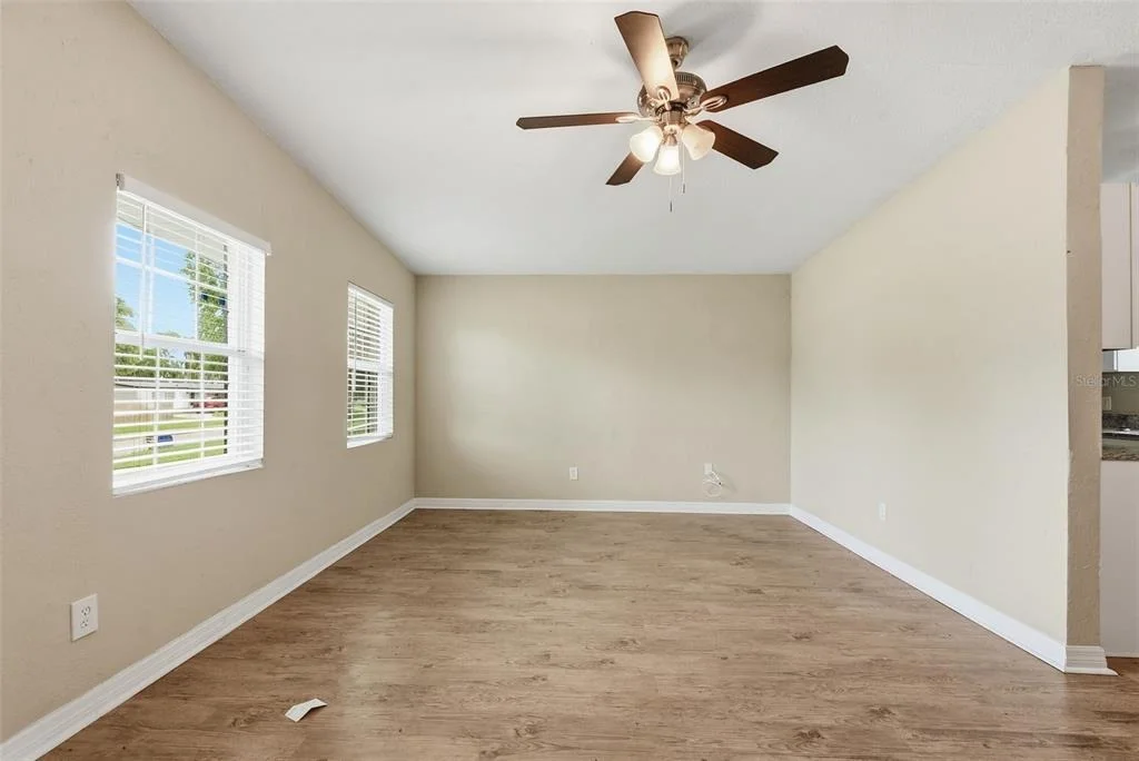Photo of 6138 OAKCREST CIRCLE