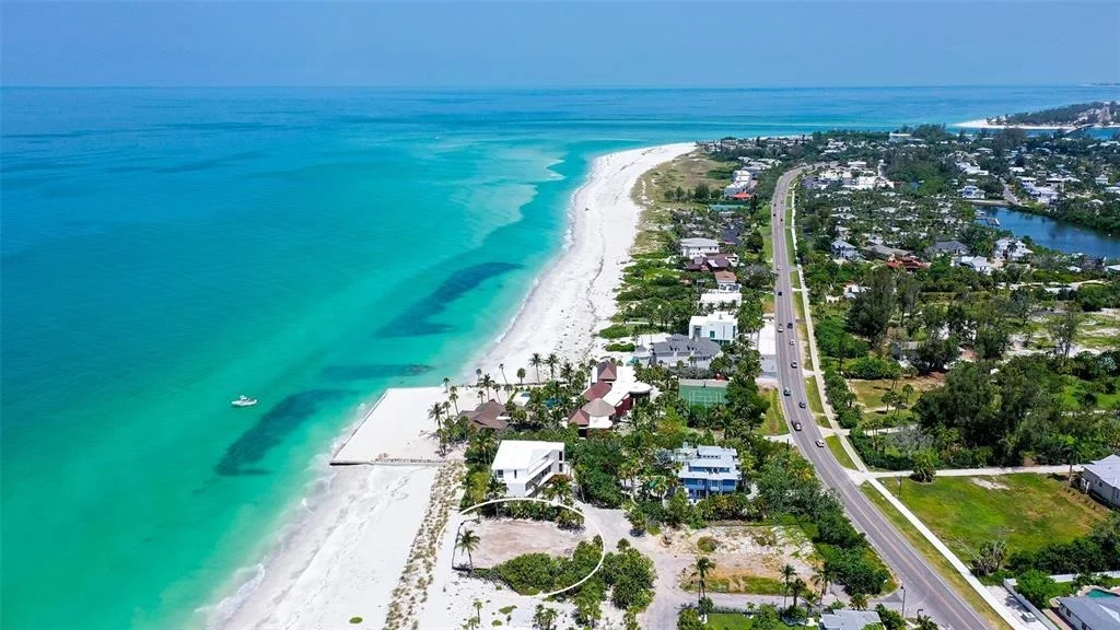Photo of 6601 GULFSIDE ROAD