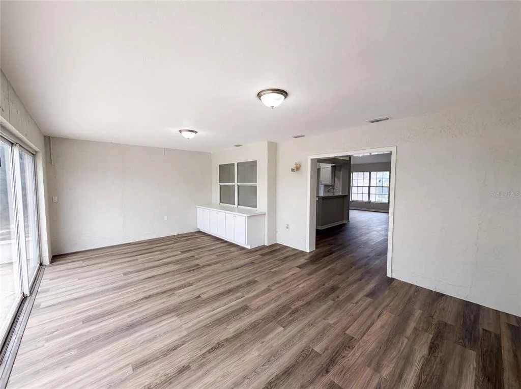 Photo of 5217 PONCE DE LEON BOULEVARD