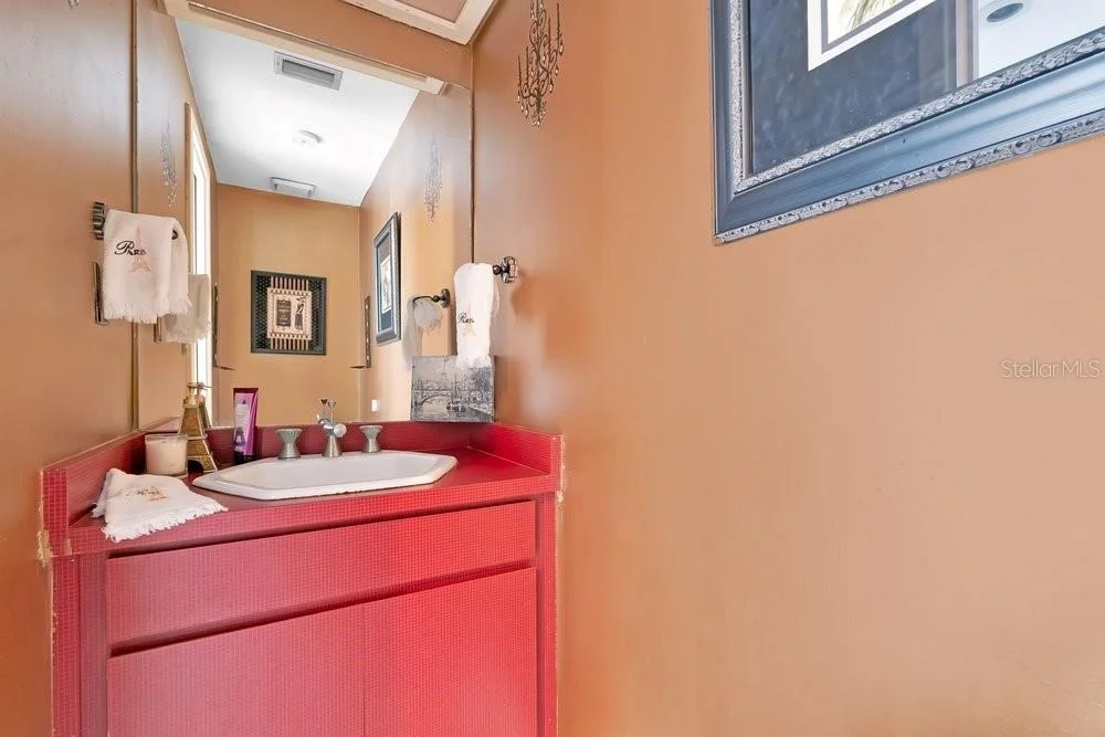 Photo of 233 FLAME AVENUE
