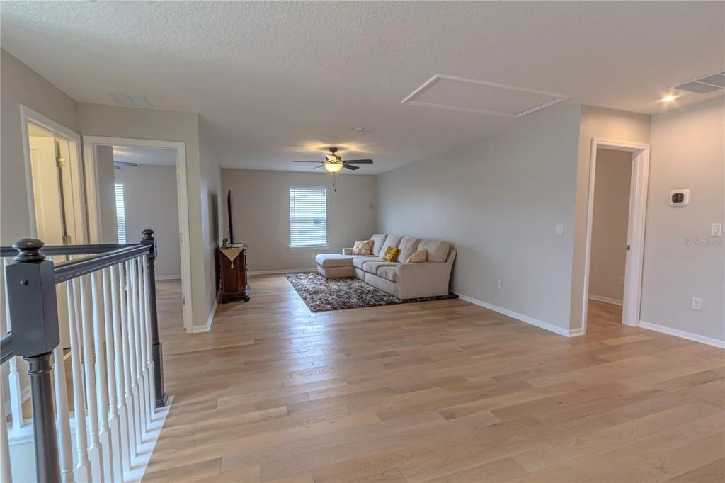 Photo of 1261 LONE PALM WAY