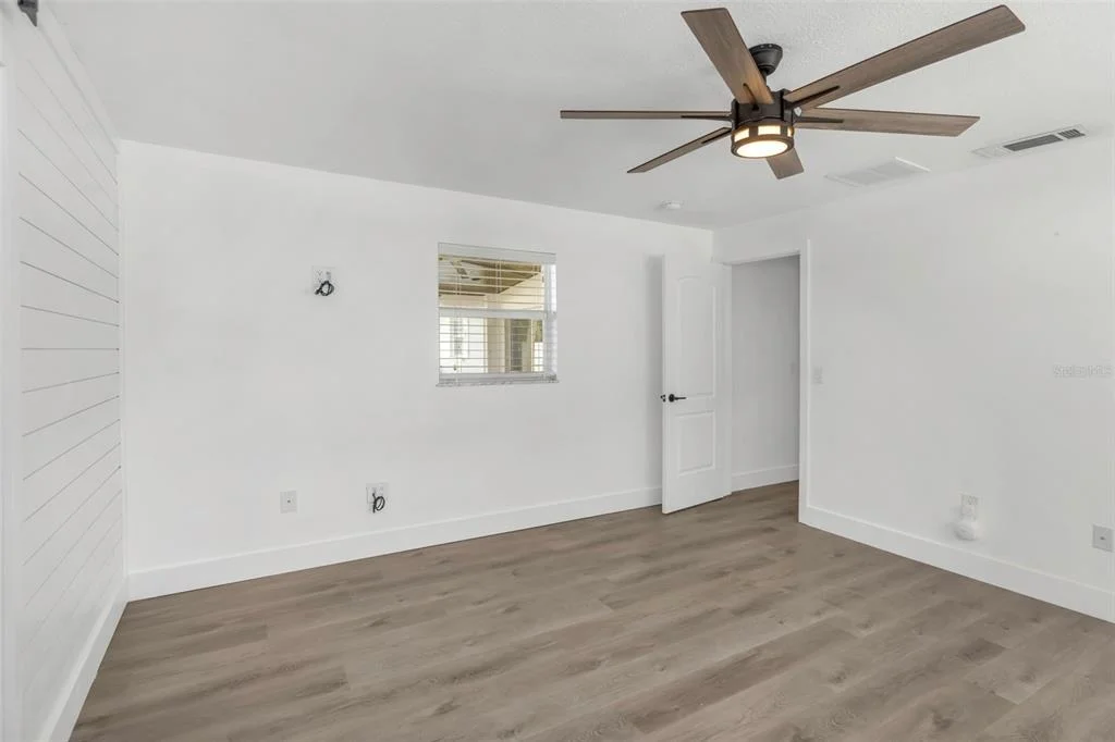 Photo of 1071 SUEMAR ROAD