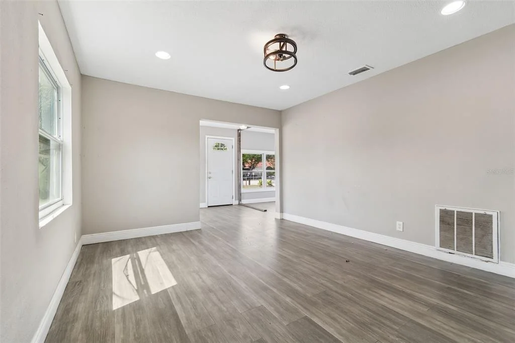 Photo of 1611 E SHELL POINT ROAD