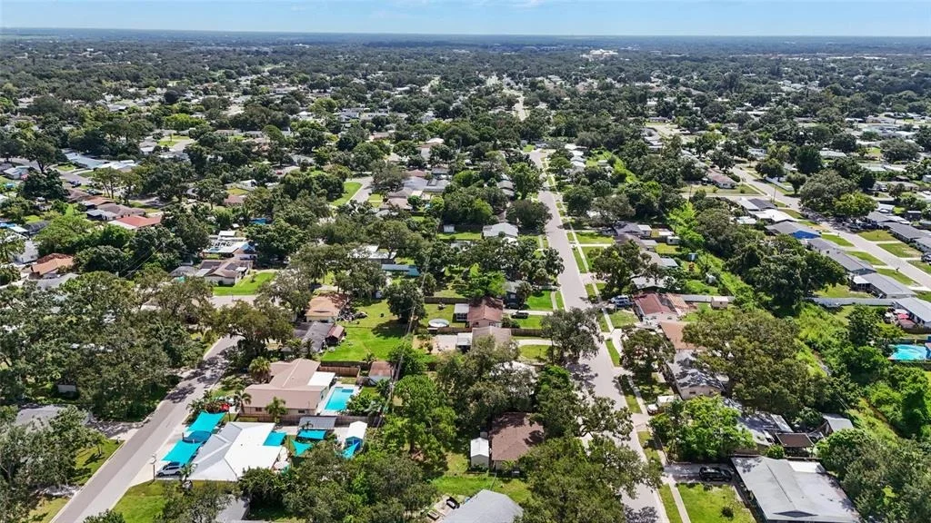 Photo of 4923 BROOKMEADE DRIVE