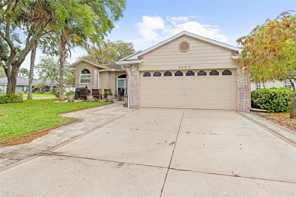Photo of 2552 CRYSTAL LAKE DRIVE