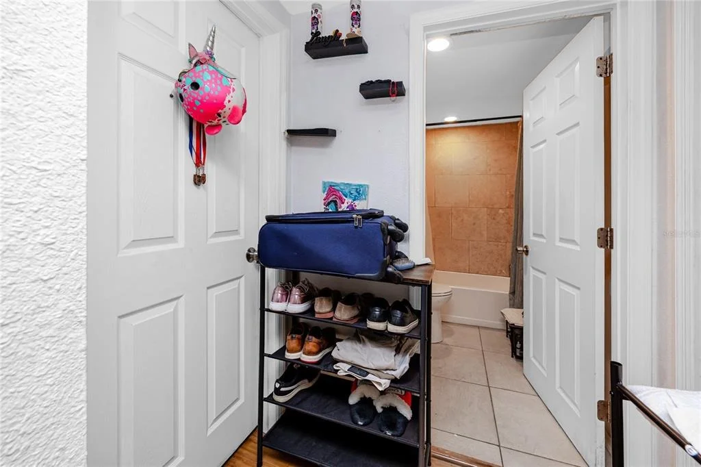 Photo of 1250 LAKEVIEW ROAD