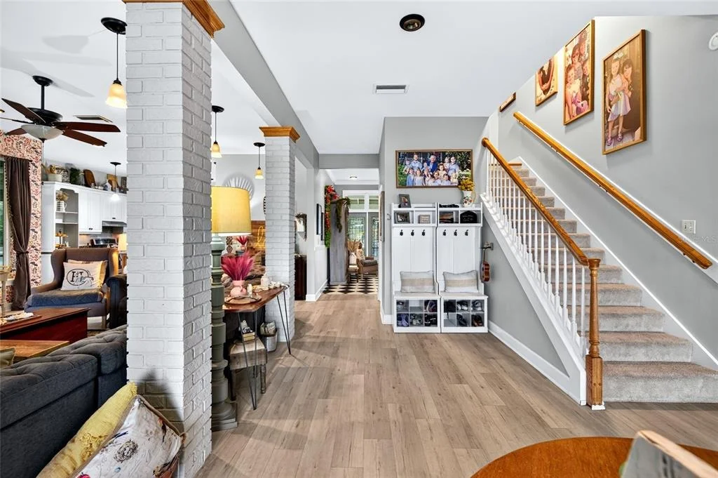 Photo of 9945 REDS LANE