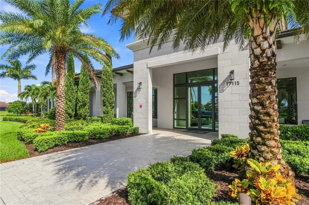 Photo of 4925 SURFSIDE CIRCLE