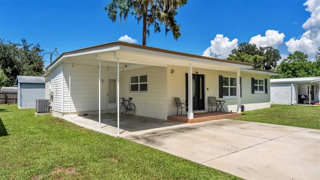 Photo of 680 SUNSET DRIVE