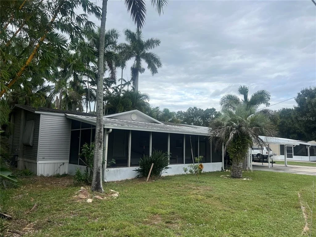 Photo of 2833 SE 18TH TERRACE