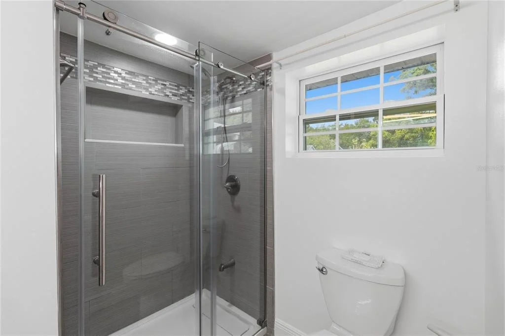 Photo of 8304 DOT LANE