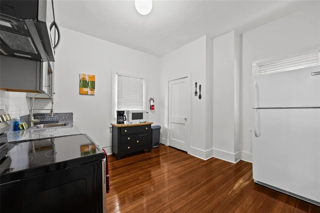 Photo of 205 SE 7TH STREET