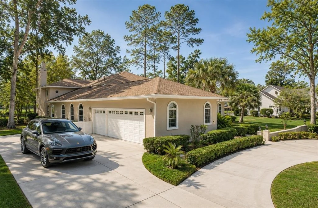 Photo of 6943 SE 12TH CIRCLE