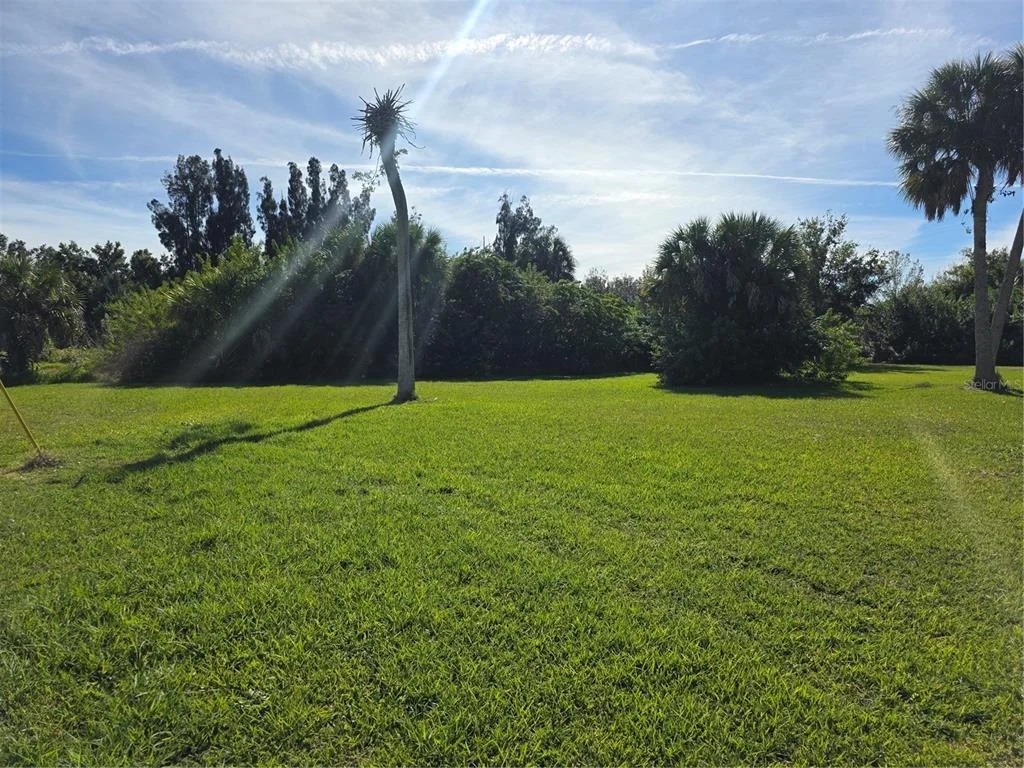 Photo of 7215 RIVERSIDE  DR.
