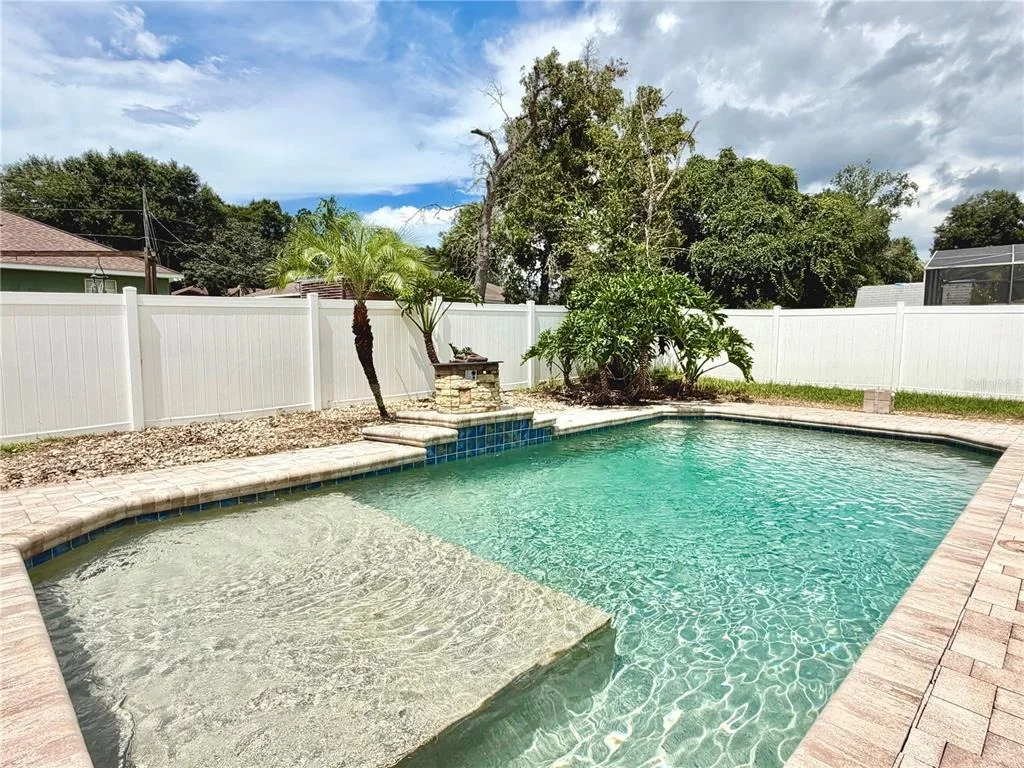 Photo of 24 TEAK WAY