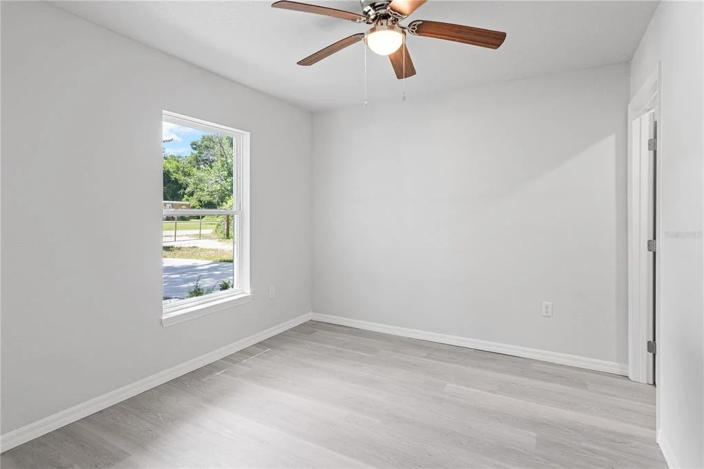 Photo of Unit A at 607 SE 4TH DRIVE