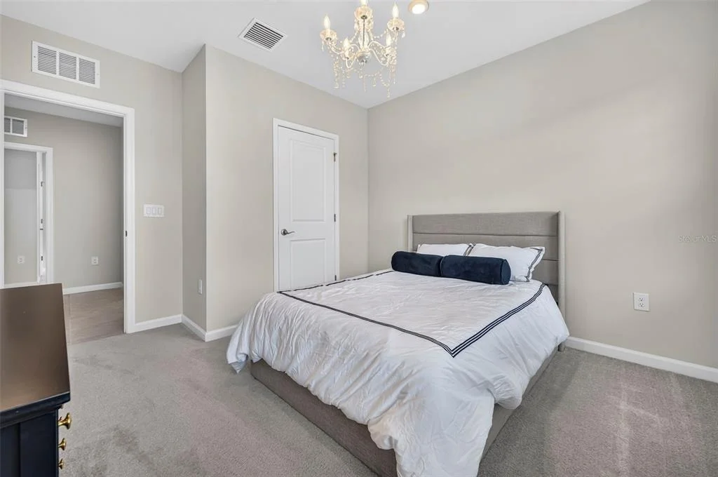 Photo of 306 EAGLE HARBOR WAY