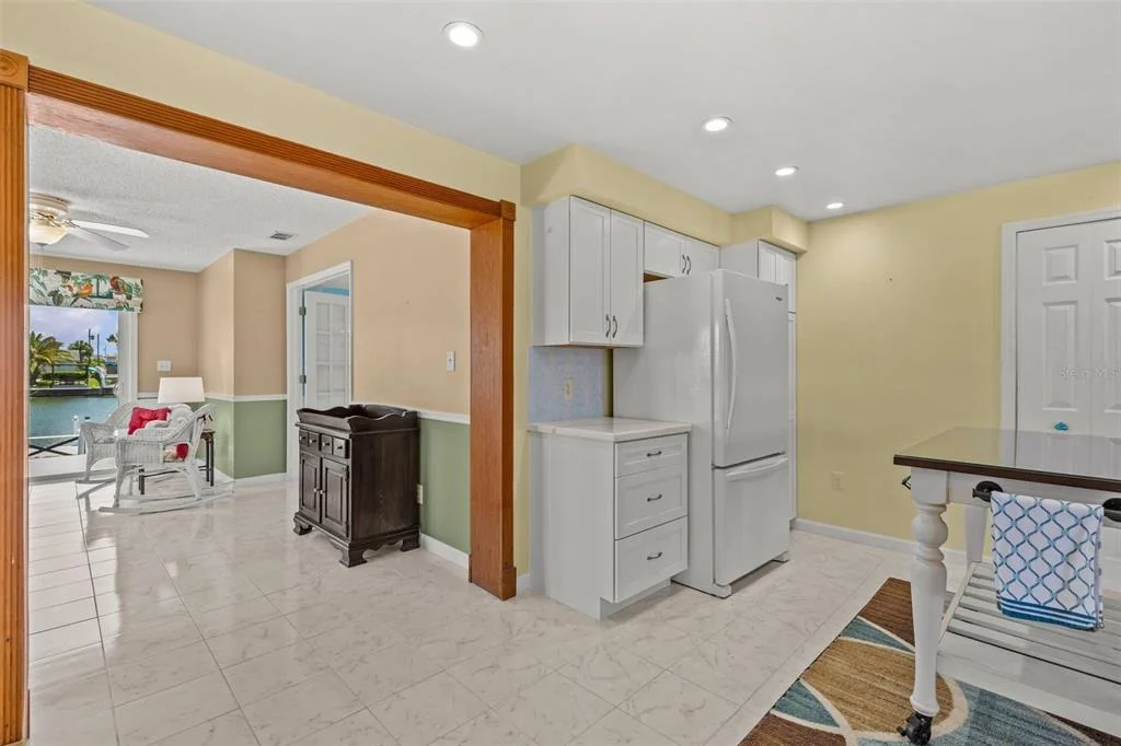 Photo of 3388 OLEANDER DRIVE