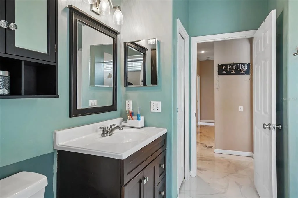 Photo of 1008 ROBINWOOD DRIVE