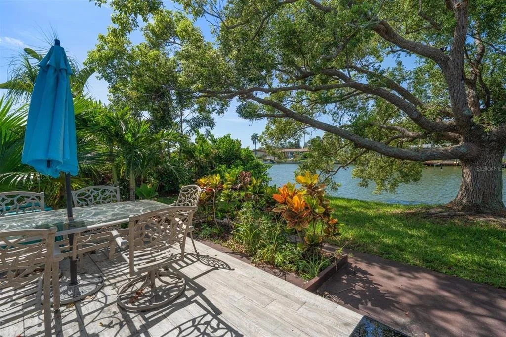 Photo of 4114 SUNRAY DRIVE
