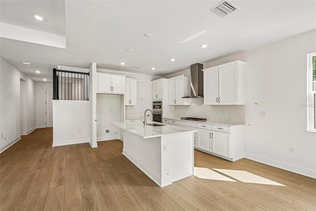 Photo of 9706 CRYSTAL ISLES CIRCLE