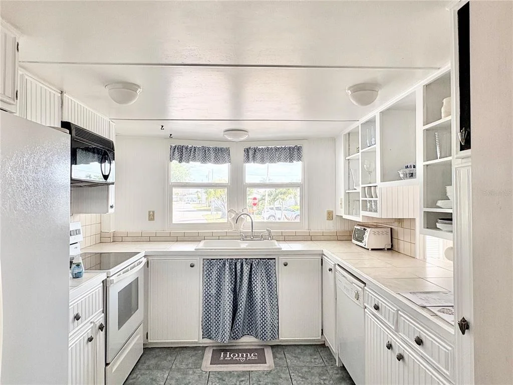 Photo of 603 S GREEN CIRCLE