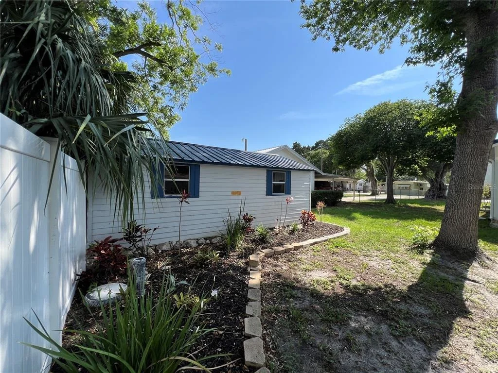Photo of 14124 PLUM LANE