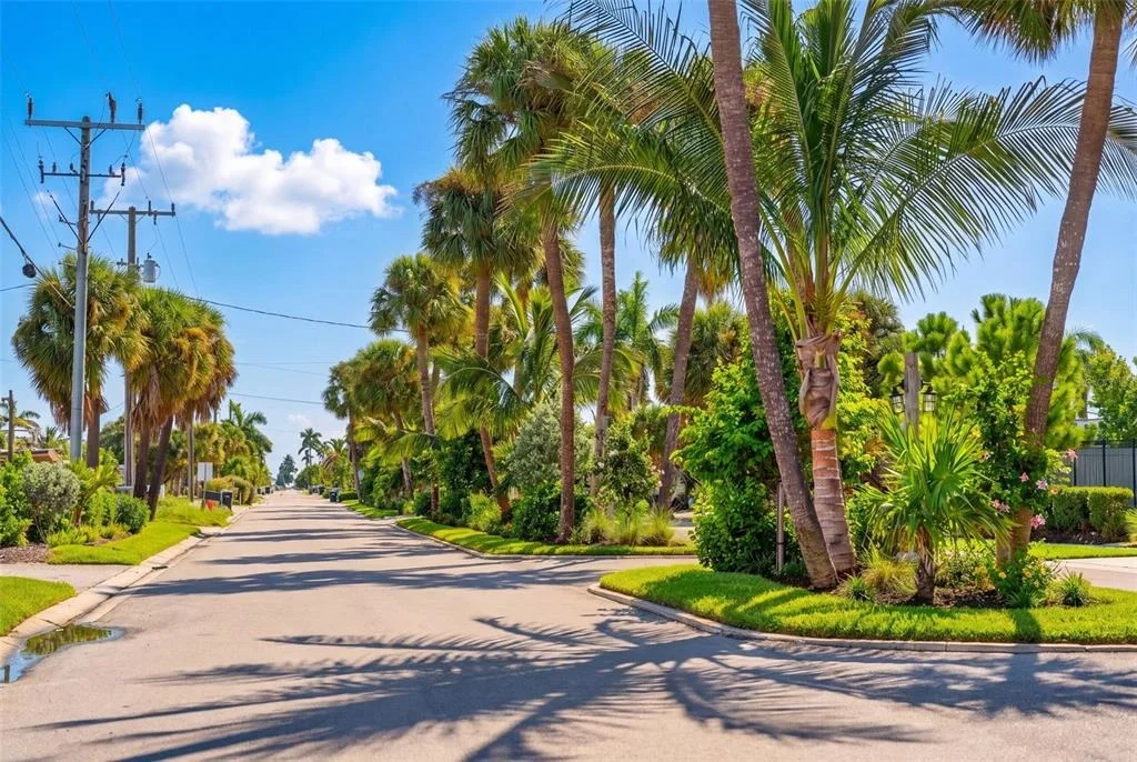 Photo of 3708 ROYAL PALM DRIVE