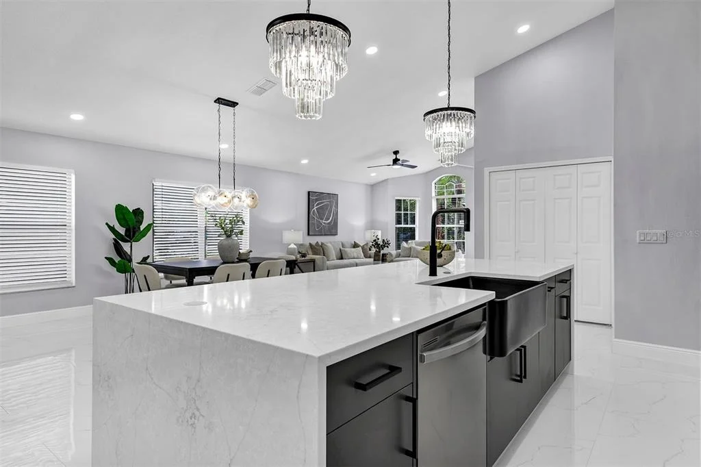 Photo of 13712 DEVLIN COURT