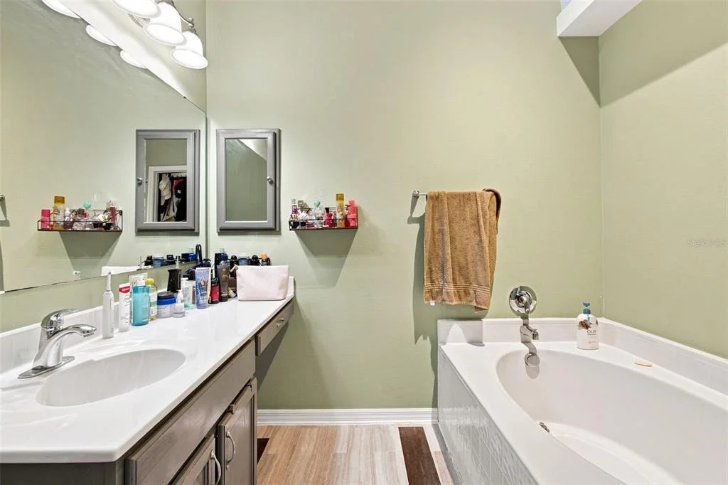 Photo of 6113 WATERFIELD WAY
