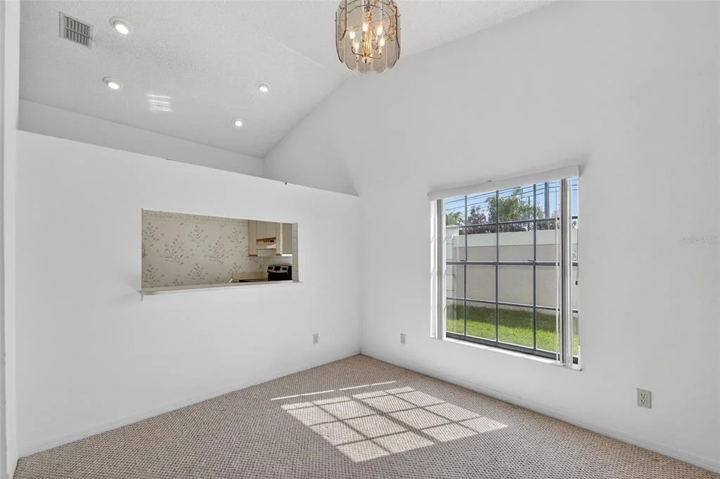 Photo of 2369 BEVERLY DRIVE