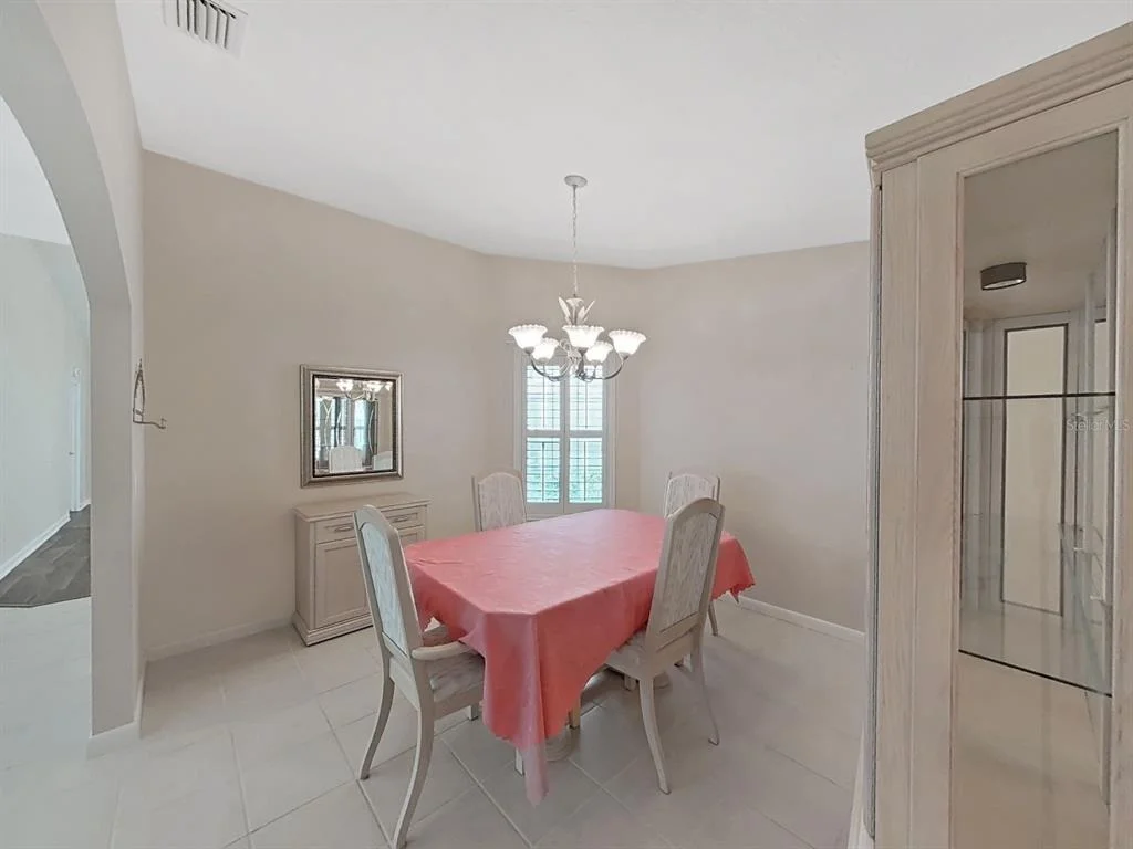 Photo of 6122 GENTLE BEN CIRCLE