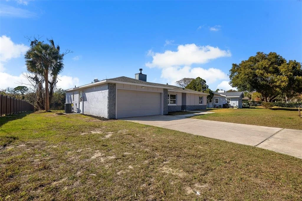 Photo of 1350 LAKE ASHER CIRCLE