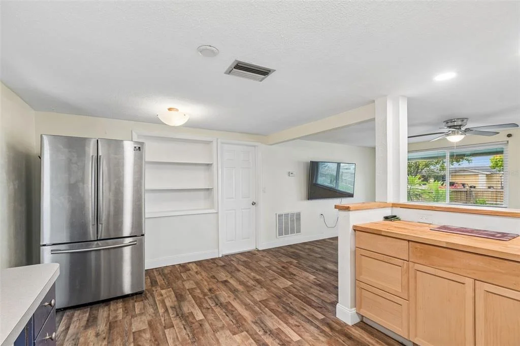 Photo of 1056 TAMARAC DRIVE