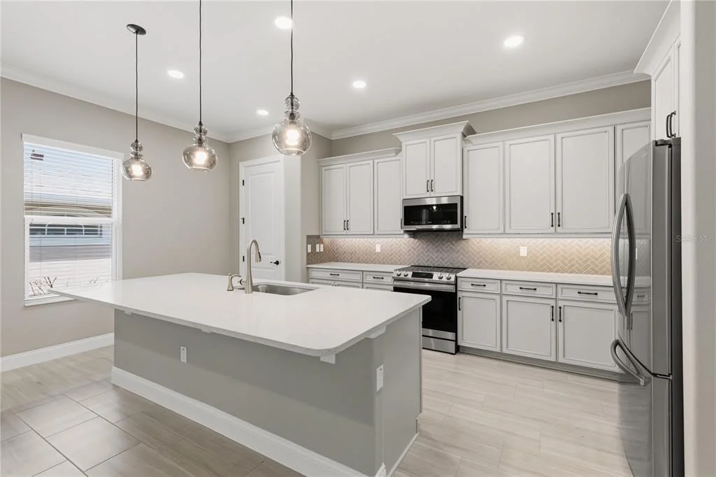 Photo of 7 OASIS CIRCLE