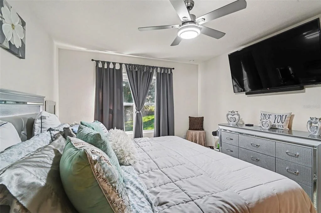 Photo of 323 CHARLES DRIVE