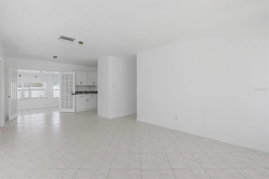 Photo of 721 BAYSHORE DRIVE