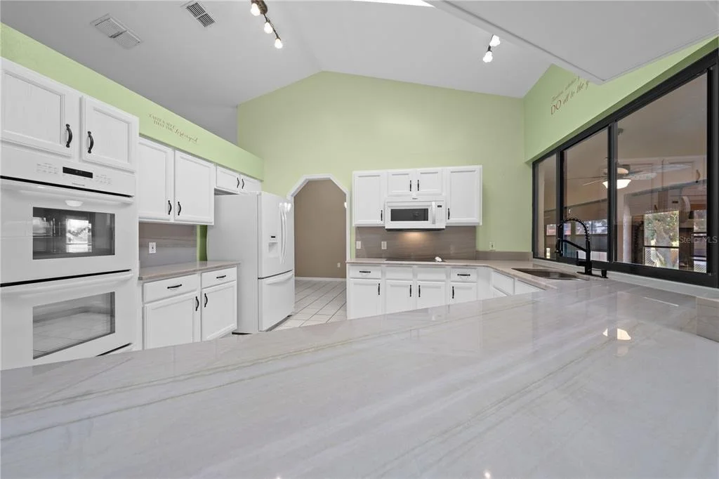 Photo of 2333 SWEETWATER BOULEVARD