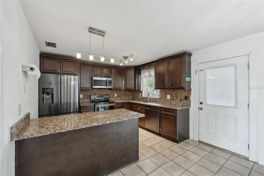 Photo of 503 HOLT CIRCLE