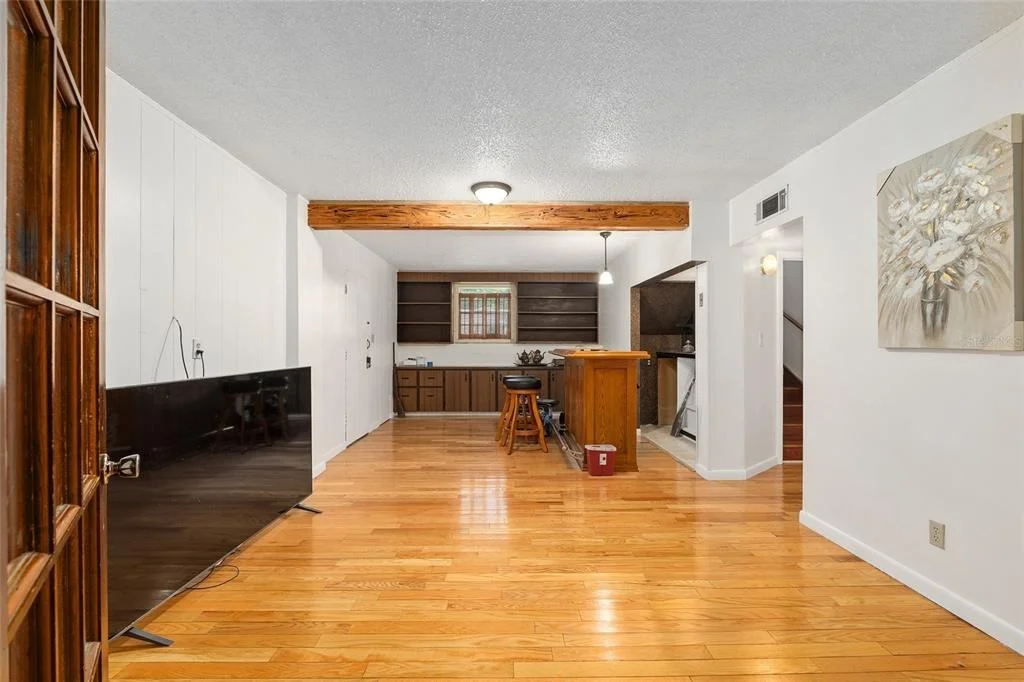 Photo of 505 NW 37TH PLACE