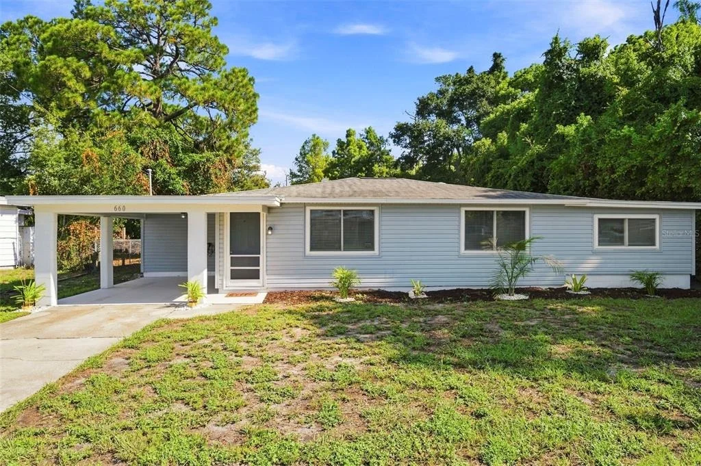 Photo of 660 DEXTER DRIVE