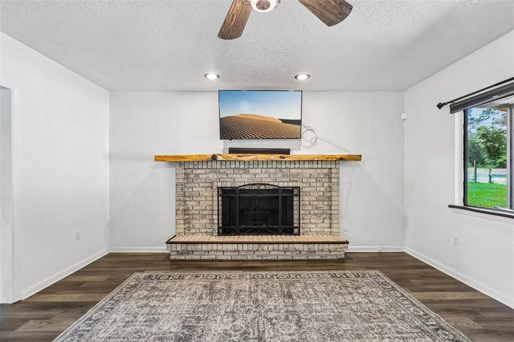 Photo of 212 DOGWOOD DRIVE