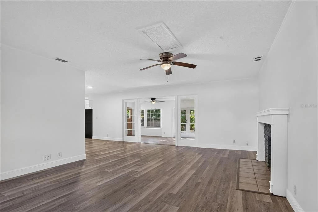 Photo of 1202 ORANOLE ROAD