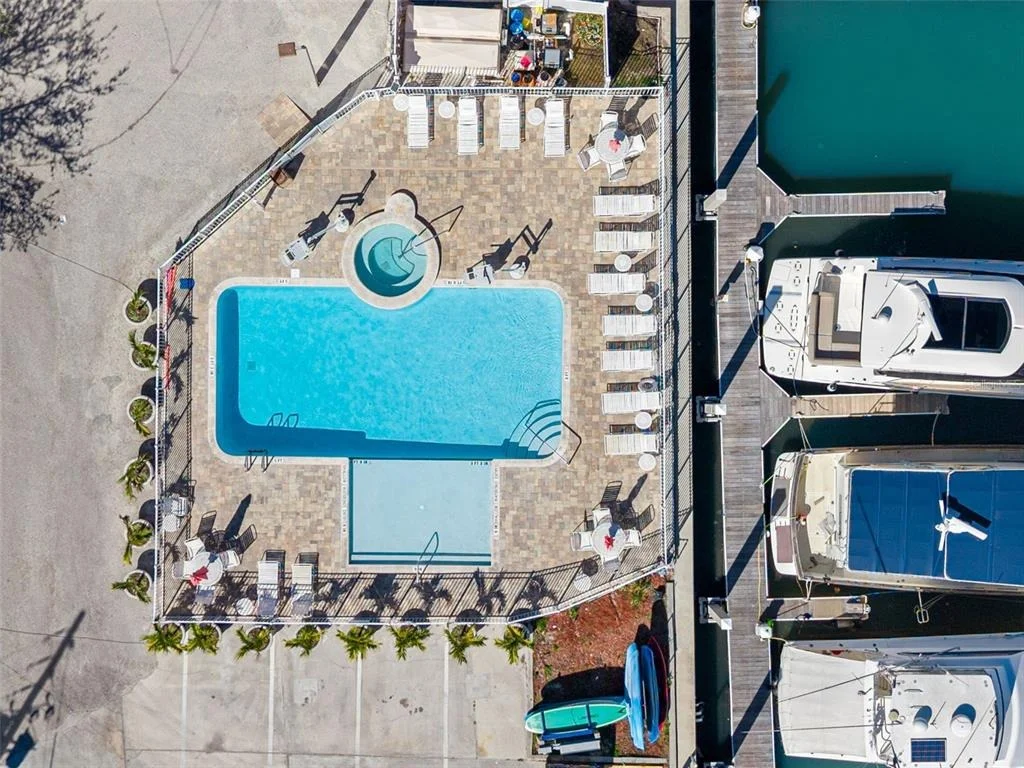 Photo of Unit 1605 at 13101 GULF BOULEVARD