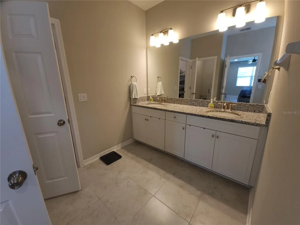 Photo of 9342 CRESCENT RAY DRIVE