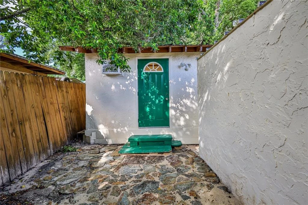 Photo of 1411 IVYDALE ROAD