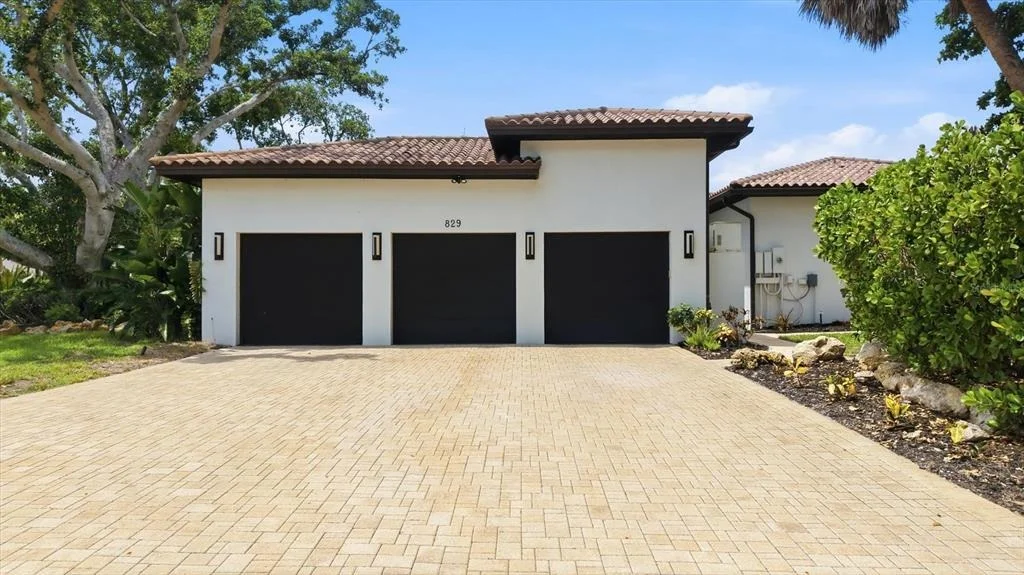 Photo of 829 IDLEWILD WAY