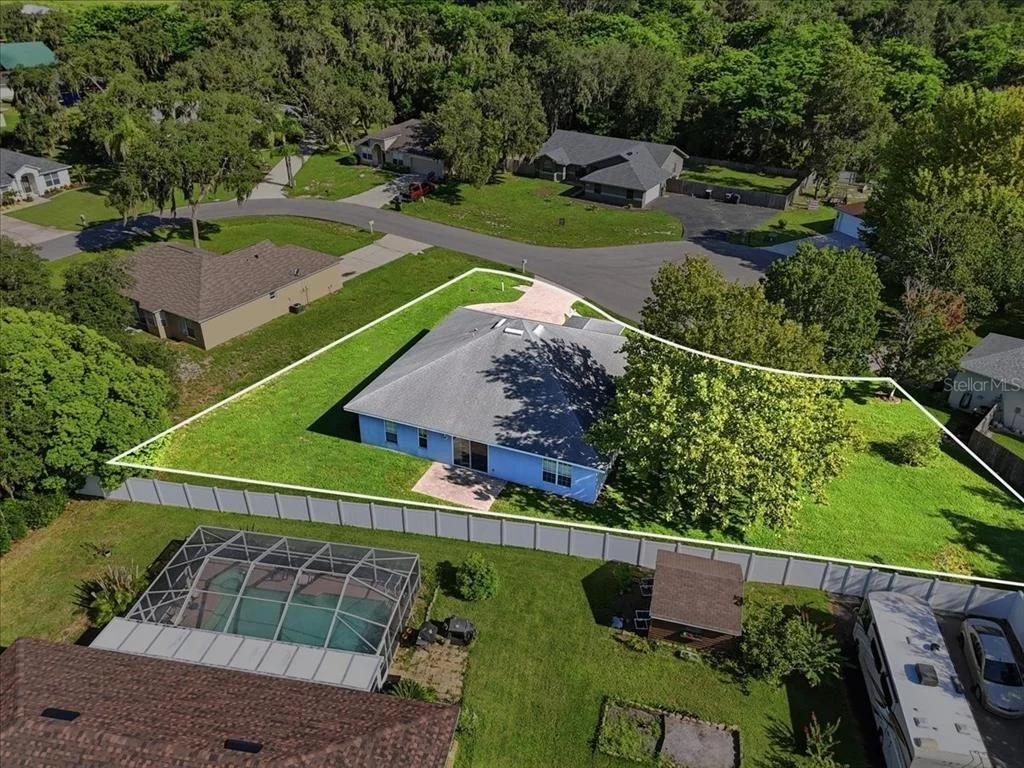 Photo of 1505 LAKE THOMAS LOOP