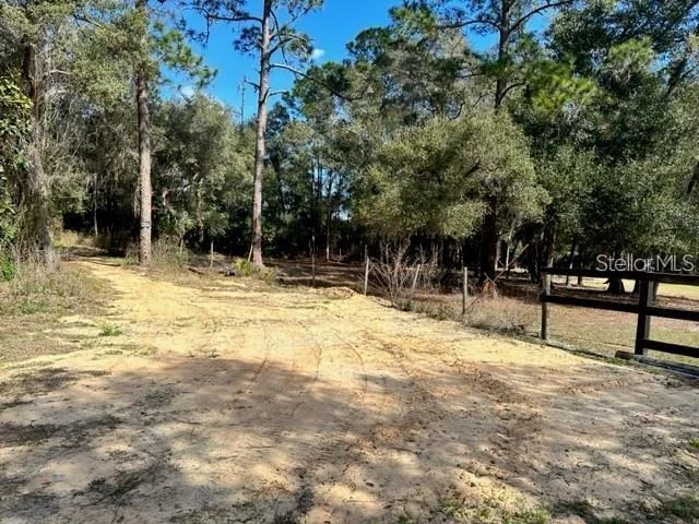 Photo of 37610 OAKLEE ROAD
