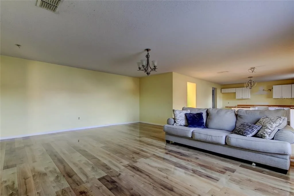 Photo of 11309 OUTRIGGER AVENUE